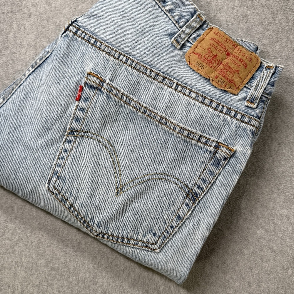 Vintage‎ Levi's 505 Regular Fit Jeans Light Wash Made in Canada W38 L30